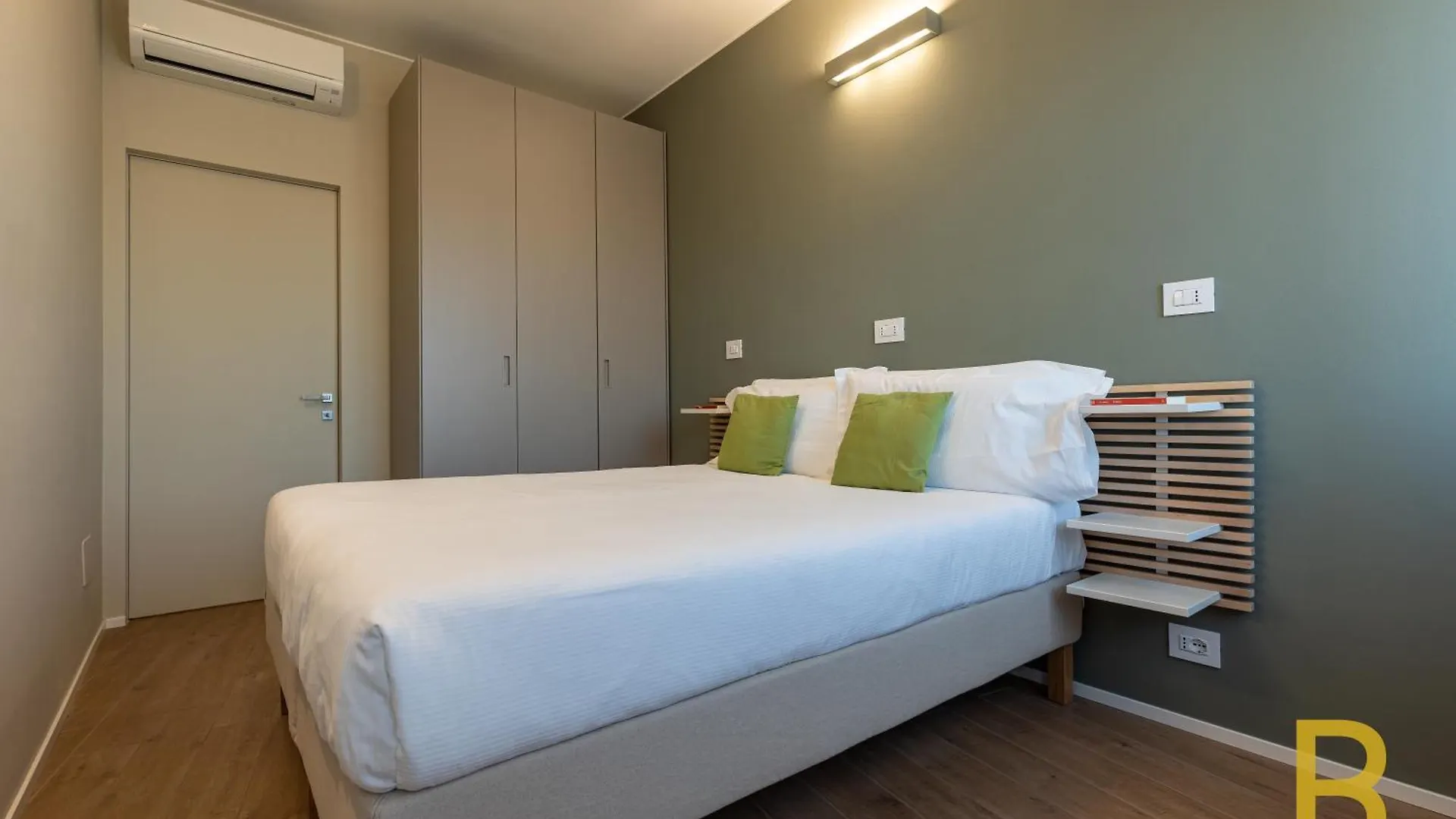 Beplace Apartments In Primaticcio 밀라노